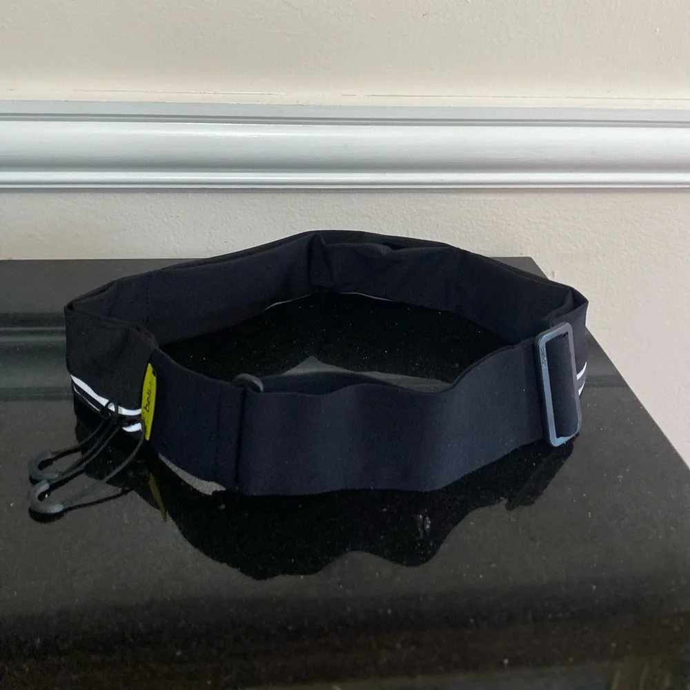 Belkin belt for iPhones / accessories